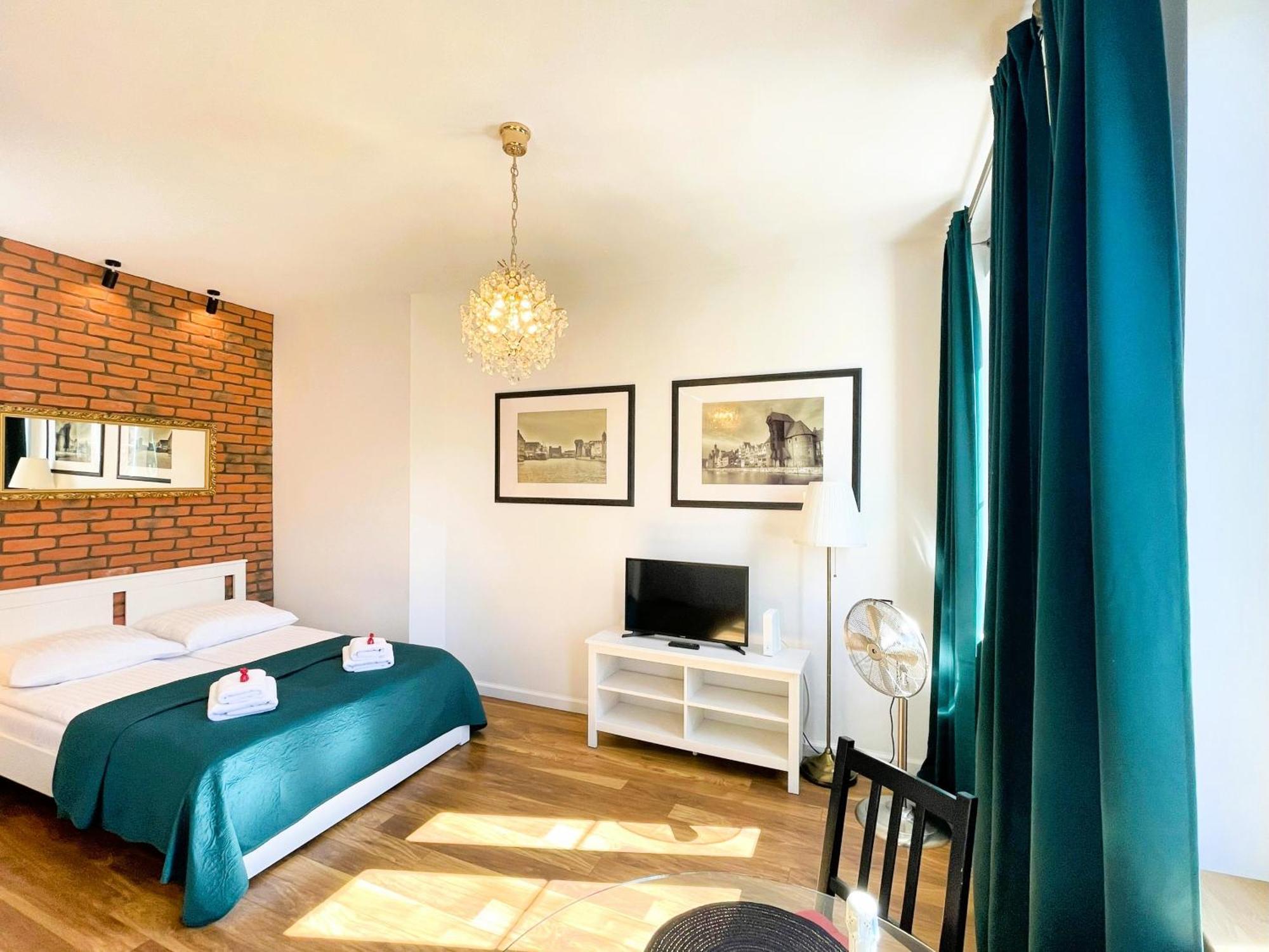 H&T Szeroka 24 Apartman Gdańsk Kültér fotó
